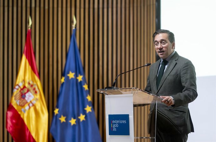 Archivo - Arquivo - O Ministro dos Negócios Estrangeiros, União Europeia e Cooperação, José Manuel Albares, intervém durante o ato de apresentação de um cupão extraordinário da ONCE, a 2 de dezembro de 2025, em Madrid (Espanha). O Grupo Social ONCE dedica