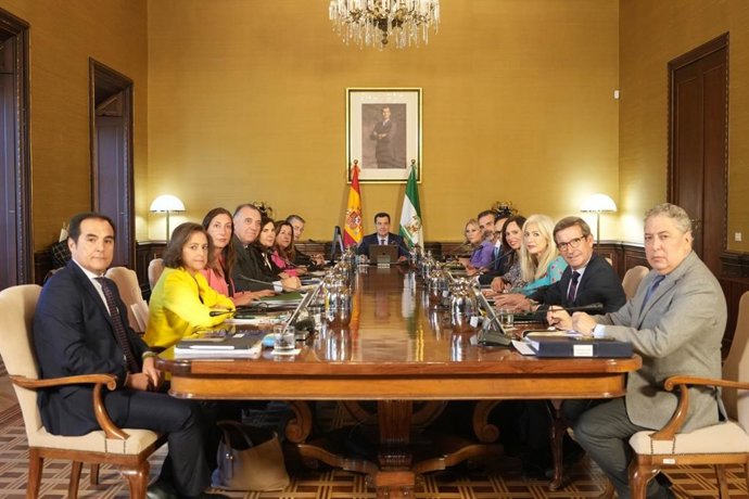 Archivo - Reunión del Consejo de Gobierno de la Junta de Andalucía en una imagen de archivo