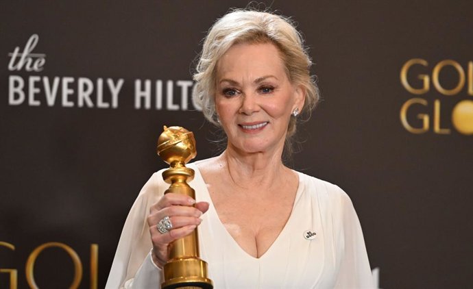 Jean Smart o Mark Ruffalo rinden homenaje a Renee Good, la mujer asesinada por el ICE, en los Globos de Oro