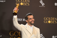 Wagner Moura hace historia en los Globos de Oro con El agente secreto