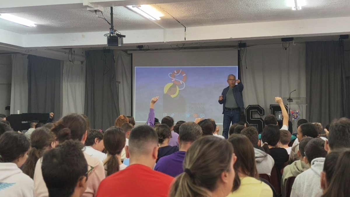 Unos 5.500 alumnos de Canarias y Península participan en charlas sobre prevención de ahogamientos en 2025