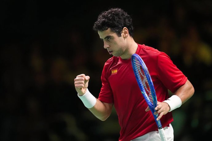 Archivo - November 23, 2025, Bologna, Italia: Jaume Munar celebrates during Davis Cup Finals 2025 finals match between Flavio Cobolli (Italy) and Jaume Munar (Spain) at Bologna Fiere, Bologna, Italy -  November 23,  2025. Sport - Tennis. (Photo by Massimo