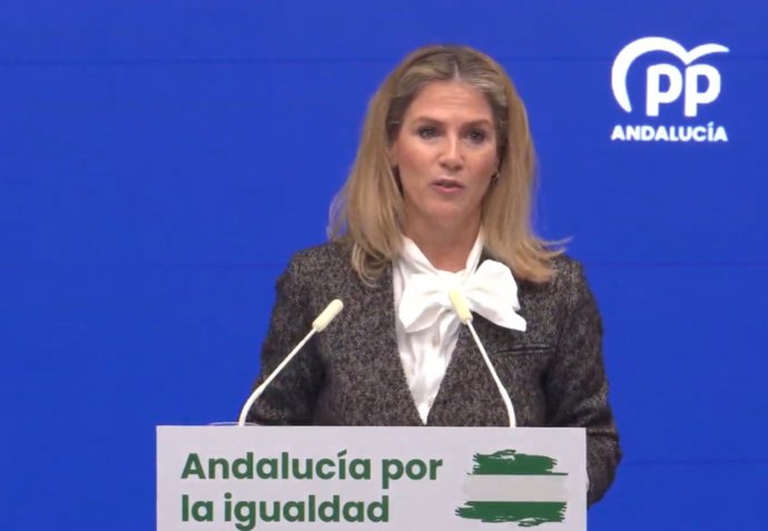 La vicesecretaria de Política Municipal del PP-A, Ana Mestre, este lunes en rueda de prensa, en Sevilla