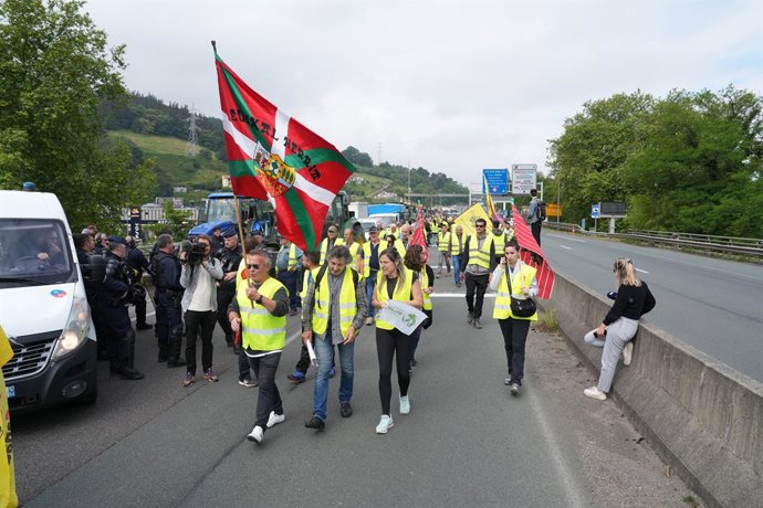 Archivo - Laborarien protestak mugan