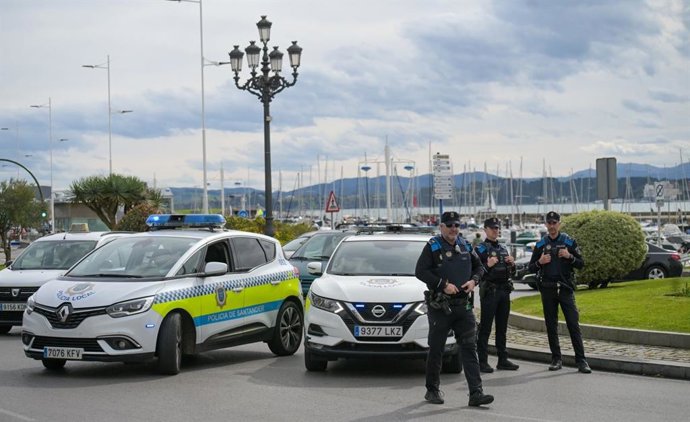 Archivo - Policía Local de Santander.