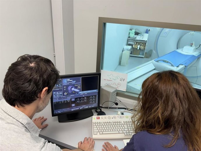 Archivo - El pez 'Diablo negro' se somete a análisis mediante tomografía computarizada para ahondar en su estructura interna