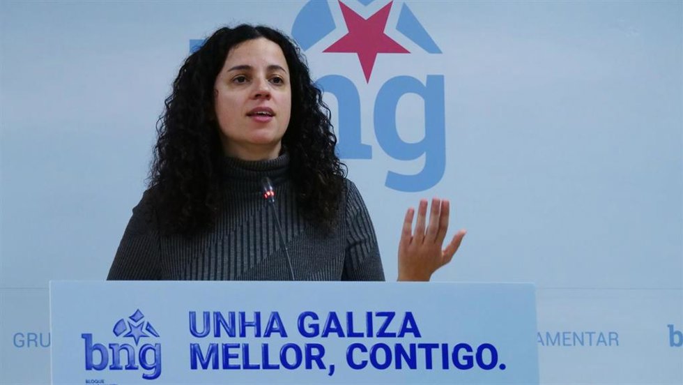 La portavoz de Facenda del BNG, Noa Presas, en rueda de prensa.