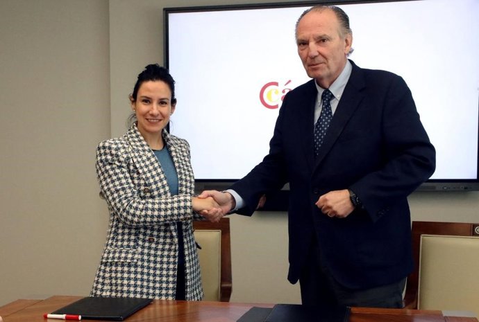 Servicios Sociales y las Cámaras de la Comunitat impulsarán el empleo de personas con discapacidad