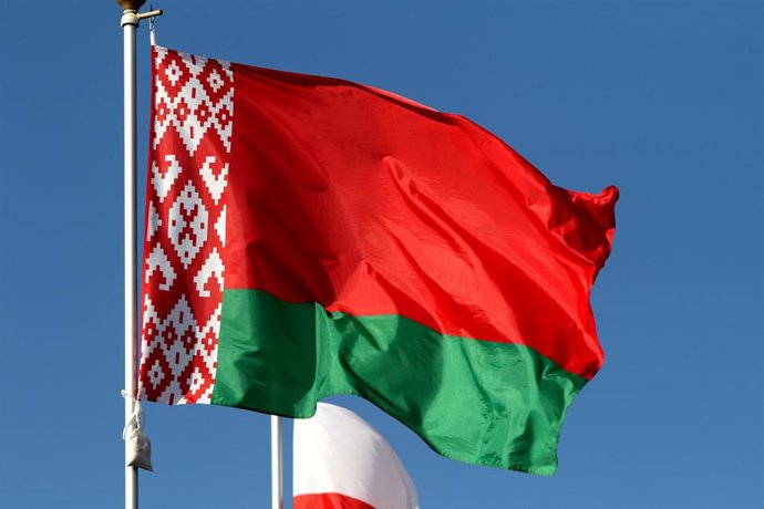 Archivo - Imagen de archivo de la bandera de Bielorrusia. 