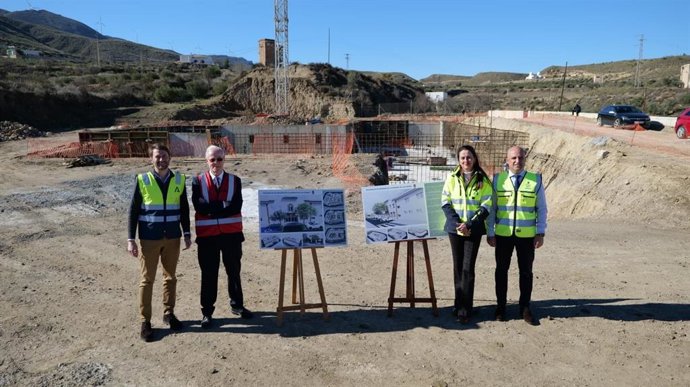 Acto de colocación de la primera piedra de la futura residencia de mayores de Lucainena de las Torres (Almería).