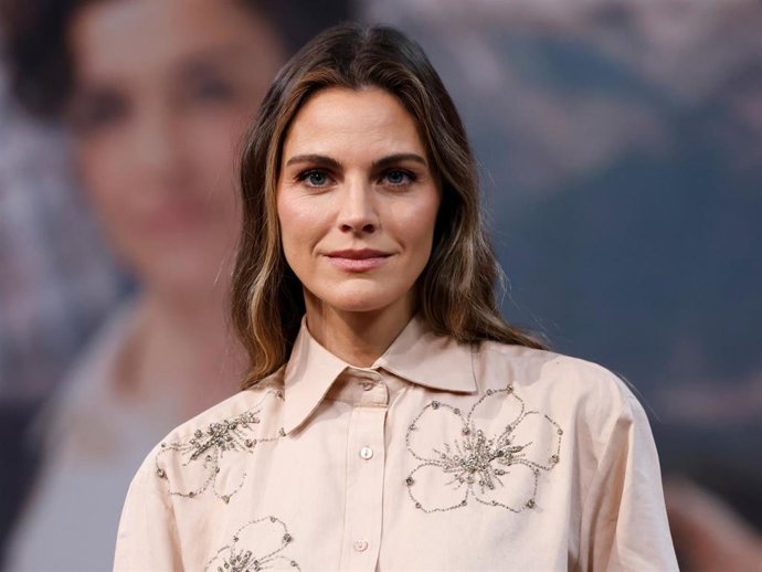 Amaia Salamanca posa en el photocall durante la presentación de la serie ‘Pura Sangre’