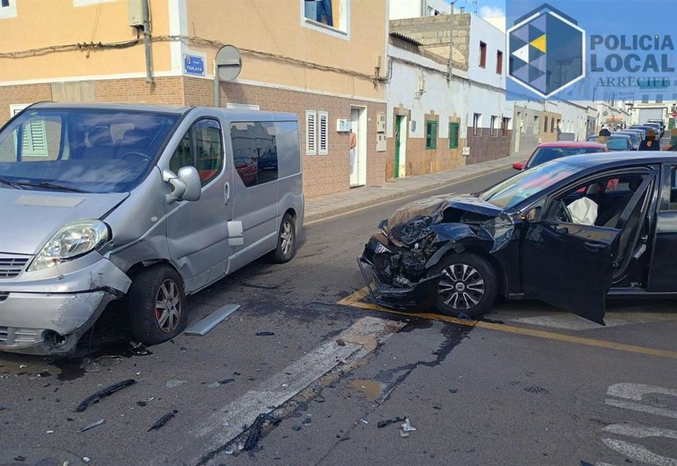 Intervención de la Policía Local de Arrecife durante la persecución de un conductor que se dio a la fuga