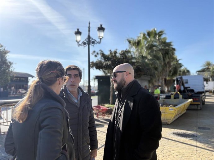 El alcalde de El Puerto, Germán Beardo, en el Parque Calderón.