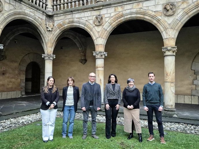 El Departamento de Movilidad, Turismo y Ordenación del Territorio celebra una jornada para dar a conocer a la ciudadanía el proyecto de rehabilitación de la Universidad de Oñati