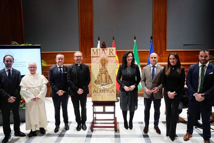Presentación del cartel del 75 aniversario de la Coronación y del 525 de la aparición de la Virgen del Mar.