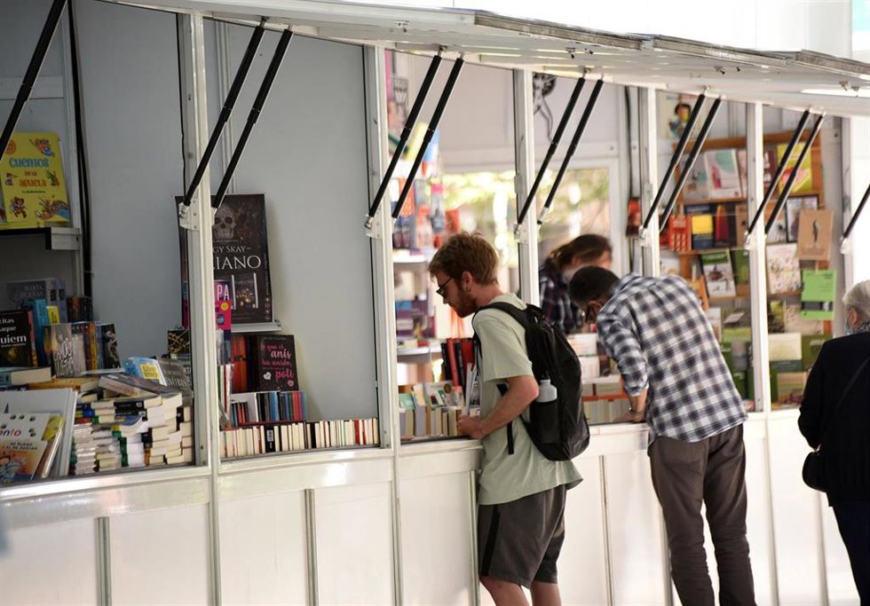 Archivo - Feria del libro de Granada. Archivo.