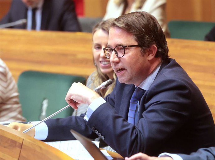 Archivo - Arxiu- Imatge d'arxiu del regidor d'Urbanisme en l'Ajuntament de València, Juan Giner