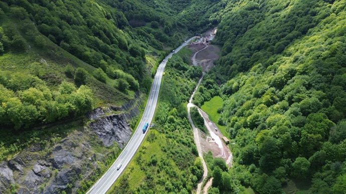N-121-A a la altura de la boca norte del túnel de Belate.