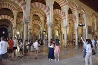 El turismo nacional español cierra 2025 con un balance favorable pero muestra signos de normalización, según ObservaTUR