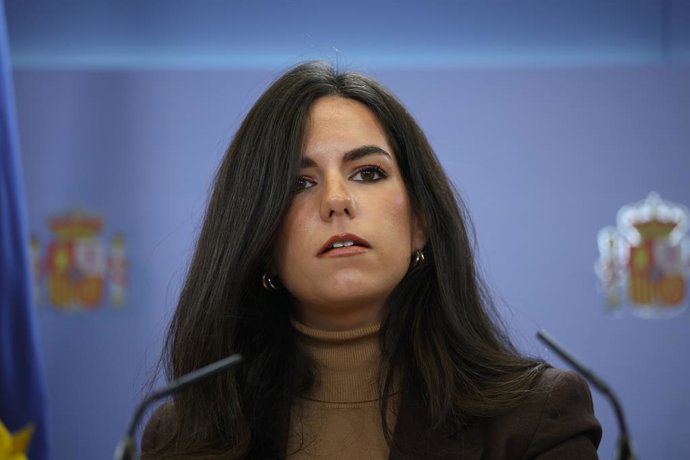 Archivo - Arquivo - A porta-voz do Vox no Congresso, Pepa Millán, durante uma coletiva de imprensa no Congresso dos Deputados, em 2 de dezembro de 2025, em Madri (Espanha).
