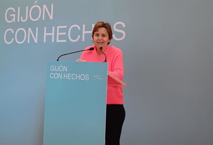 La alcaldesa de Gijón, Carmen Moriyón, en rueda de prensa en 'El Palacio. Residencias Artísticas y Acción Cultural'.