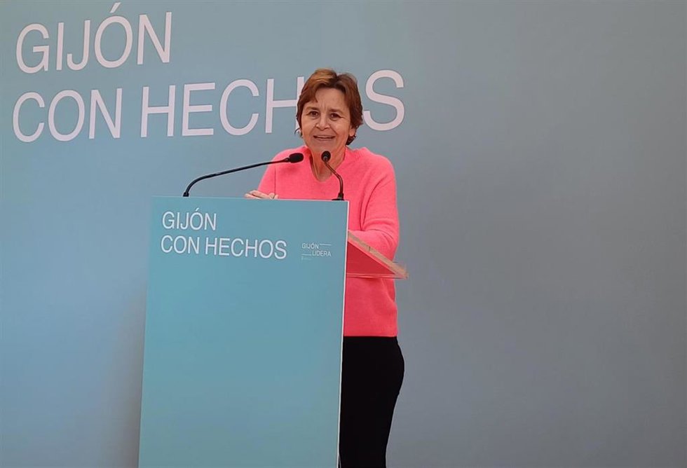 La alcaldesa de Gijón, Carmen Moriyón, en rueda de prensa en 'El Palacio. Residencias Artísticas y Acción Cultural'.
