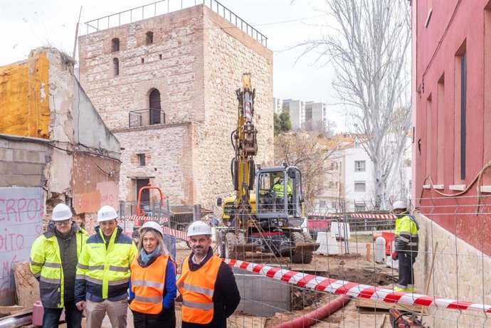 Obras en la calle Salazaras de Guadalajara.