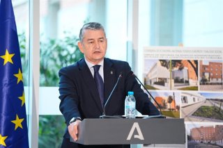 El consejero de Sanidad, Presidencia y Emergencias de la Junta de Andalucía, Antonio Sanz.