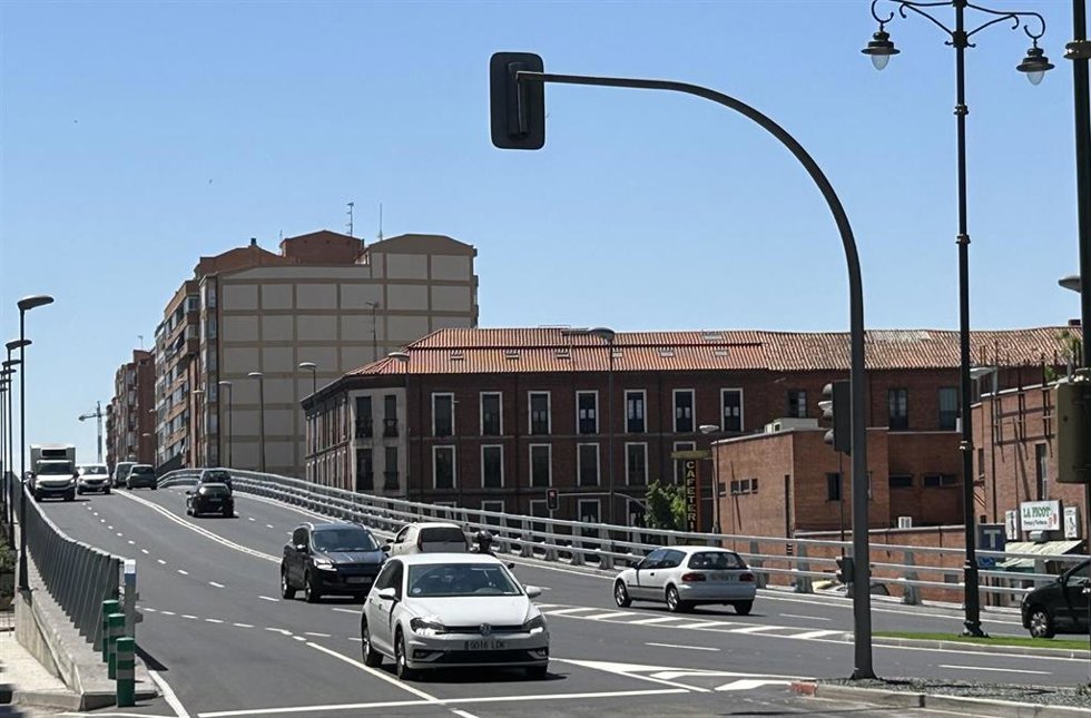 Archivo - El viaducto de Arco de Ladrillo, tras las obras concluidas en mayo de 2025.