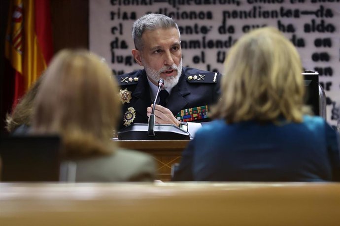 El Jefe Superior de Policía de la Comunitat Valenciana, Carlos Gajero Grande, durante su comparecencia ante la Comisión de Investigación de la dana, en el Senado, a 13 de enero de 2026, en Madrid (España). 