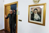 El embajador iraní reconoce ante Exteriores el derecho a la protesta pero denuncia que terroristas se aprovechan de ello