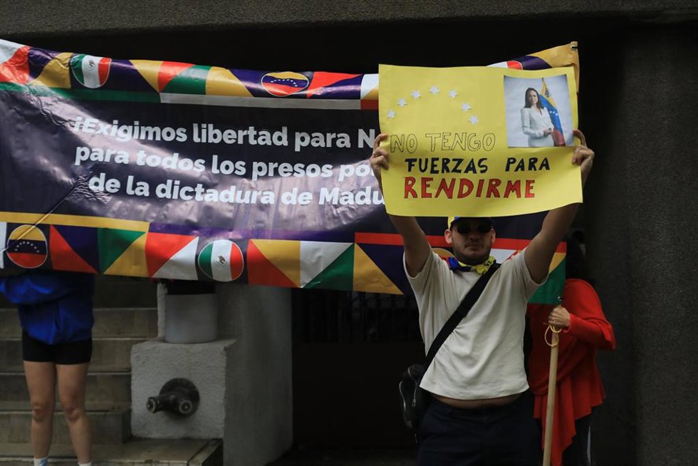 Archivo - Manifestación en apoyo de María Corina Machado, en Ciudad de México.