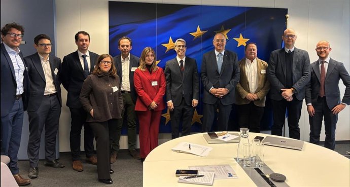Reunión del sector pesquero europeo con el comisario europeo de Pesca Costas Kadis