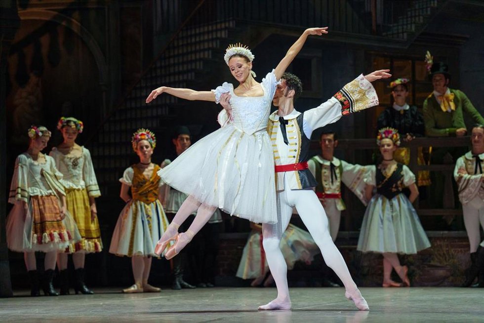 Imágenes del ensayo del Ballet de lOpéra national du Capitole de Toulouse que tuvo lugar este martes 13 de enero en el Teatro de la Maestranza.