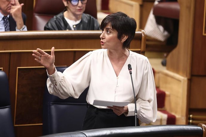 Archivo - La ministra de Vivienda y Agenda Urbana, Isabel Rodríguez.