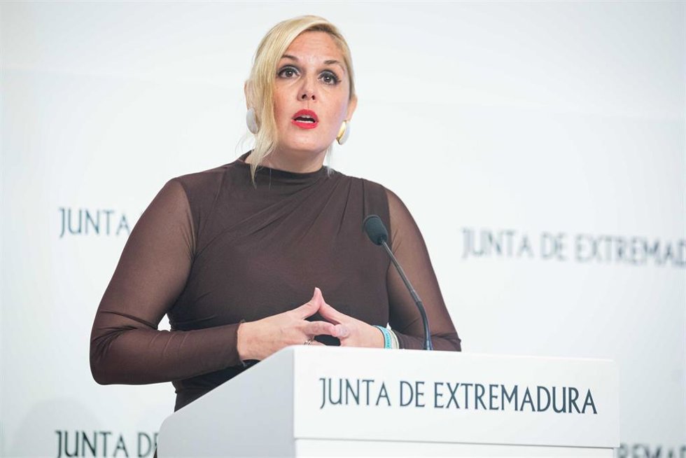 Archivo - La portavoz de la Junta, Elena Manzano, en una imagen de archivo