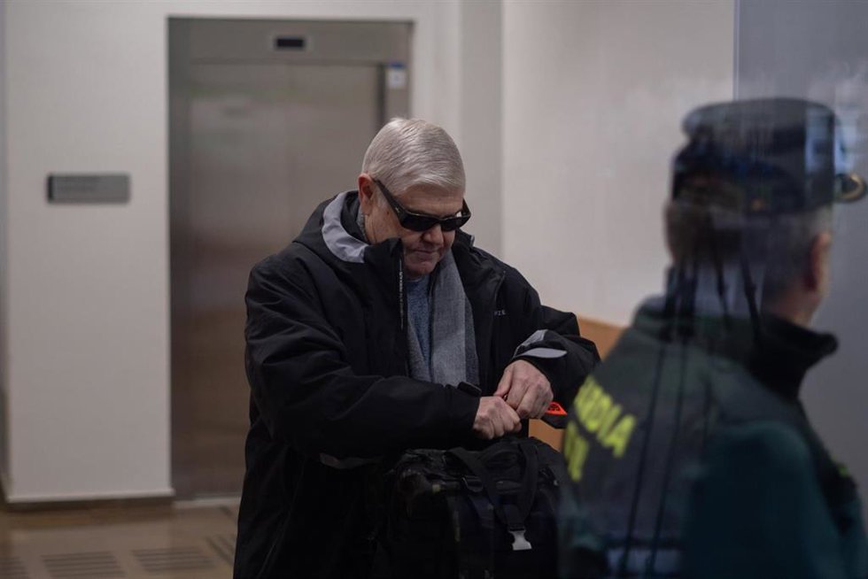 Basset a su llegada a los juzgados de Catarroja para testificar por la dana
