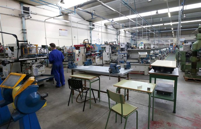 Archivo - Cantabria somete a información pública el proyecto de ordenación general de la FP en los grados D y E