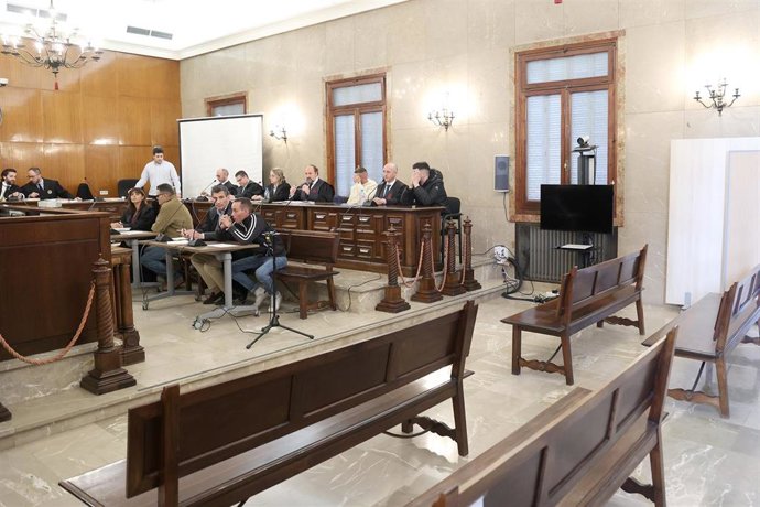 El acusado de matar a uno de los asaltantes durante el juicio, en el Tribunal del Jurado de la Audiencia Provincial de Baleares, a 12 de enero de 2026, en Palma de Mallorca, Mallorca, Islas Baleares (España). 