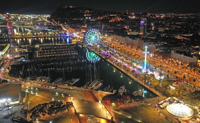 Vista aérea del 'Nadal al Port' del Puerto de Barcelona