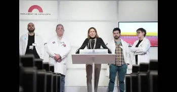 Vox y Metges de Catalunya piden en el Parlament un Estatuto Médico propio