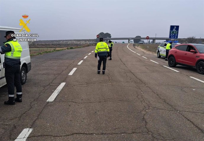 Investigado un conductor por circular a 186 km/h en un tramo limitado a 90 km/h.