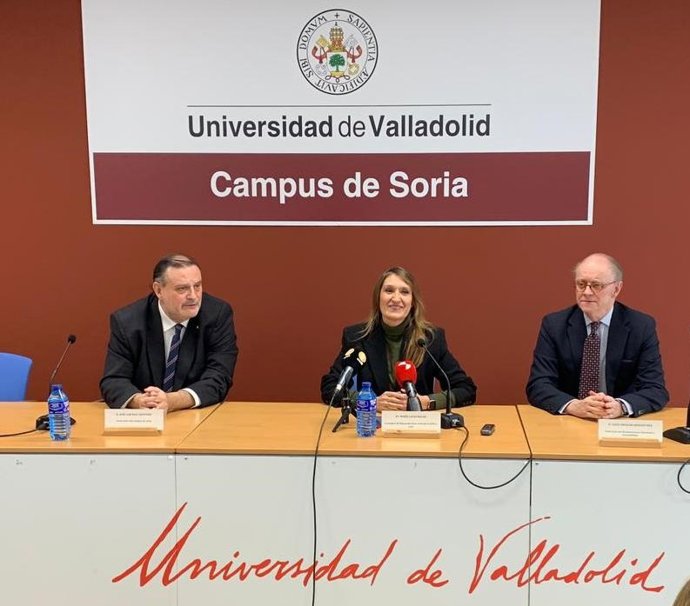 La consejera de Educación, Rocío Lucas, en el Campus Duques de Soria