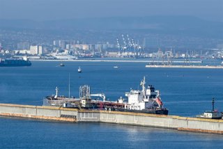 Imagen de archvio de un petrolero en un puerto en el mar Negro.