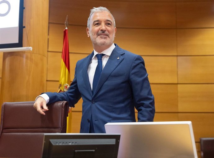 El alcalde de Barcelona, Jaume Collboni, comparece ante la Comisión de Vivienda y Agenda Urbana del Senado, a 14 de enero de 2026, en Madrid (España)