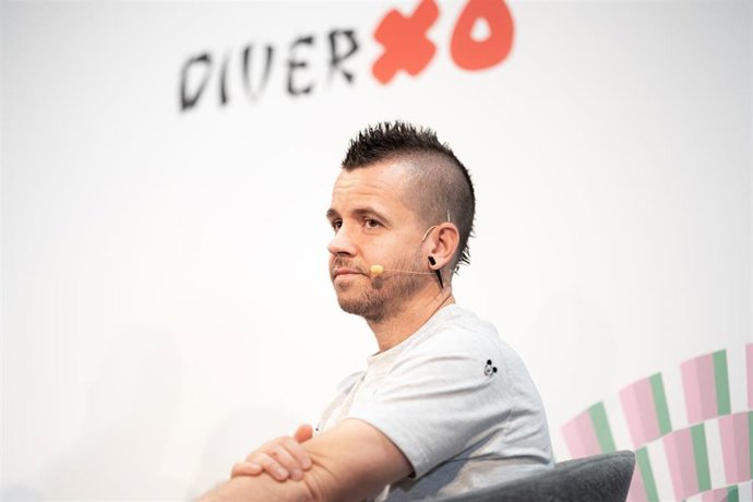 Archivo - El chef Dabiz Muñoz, durante una rueda de prensa, en el NH Eurobuilding 