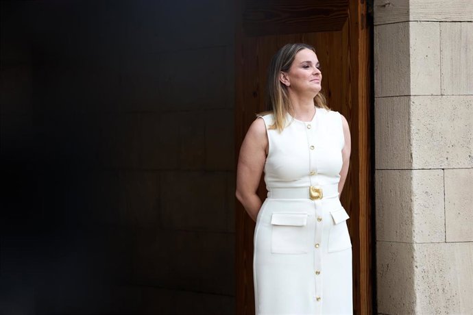 Archivo - La presidenta del Govern, Marga Prohens, en el Consolat de Mar