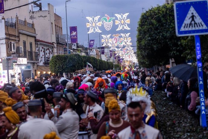 Cabalgata del Carnaval de La Algaba, en foto de archivo.