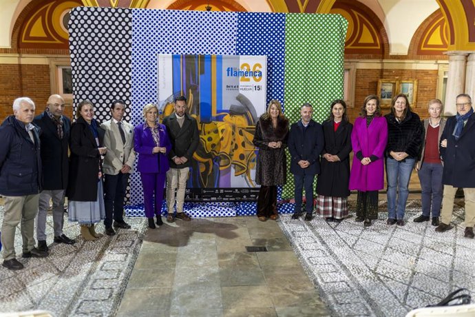 El patio del Ayuntamiento volverá a acoger la pasarela 'Huelva Flamenca' los días 6, 7 y 8 de febrero