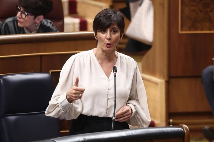 Archivo - La ministra de Vivienda y Agenda Urbana, Isabel Rodríguez.